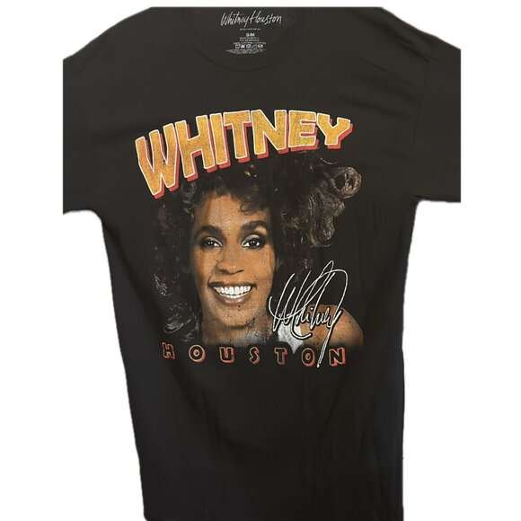 Whitney Houston Graphic Print Long-Sleeve T-Shirt - Picture 2 of 4